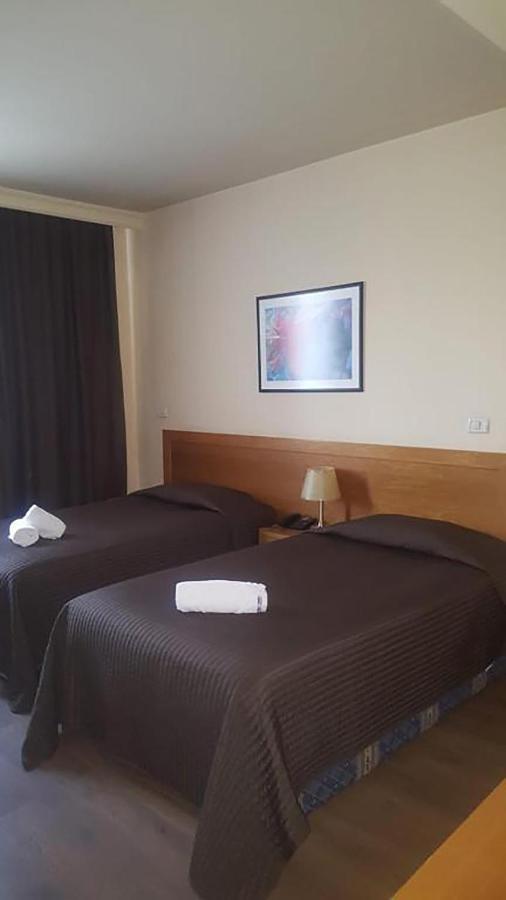 Hotel Doro City Тирана Экстерьер фото