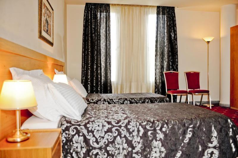 Hotel Doro City Тирана Экстерьер фото